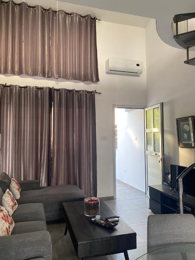 Cosy Apartment In The Heart Of Kato Paphos מראה חיצוני תמונה