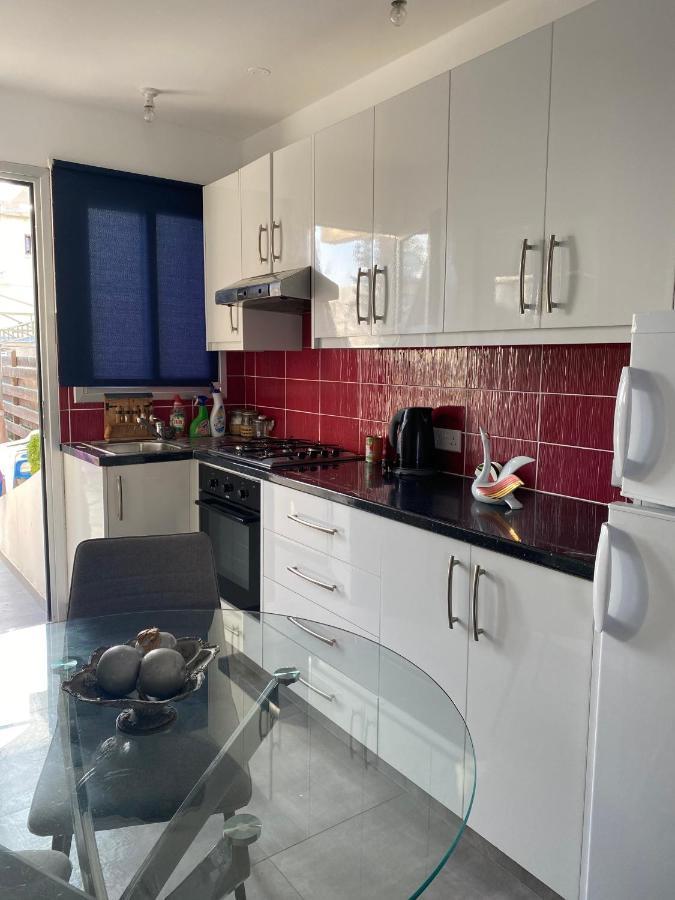 Cosy Apartment In The Heart Of Kato Paphos מראה חיצוני תמונה